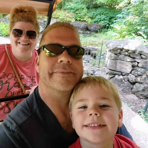 Meet your Posher, Marcie - Picture 1 of 1